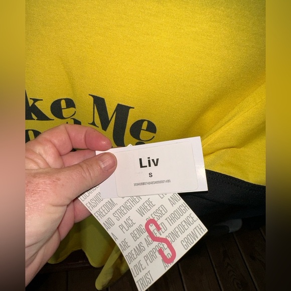Lularoe Small yellow Liv graphic T “ Take Me To The Weekend” with black ringer - Picture 4 of 7